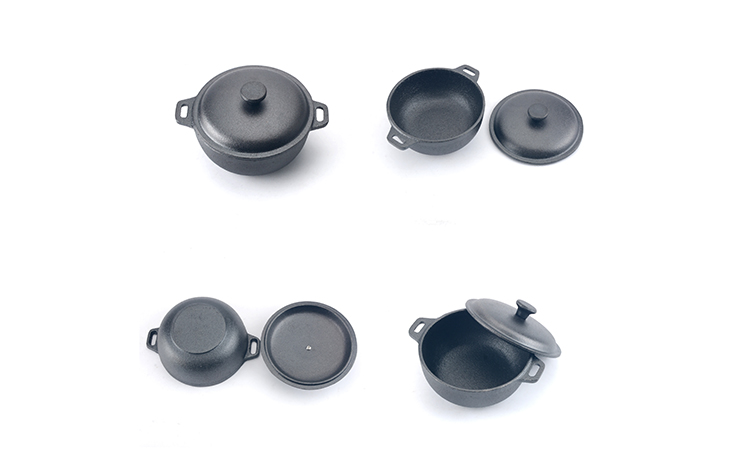 Cast Iron Mini 10cm Dutch Oven