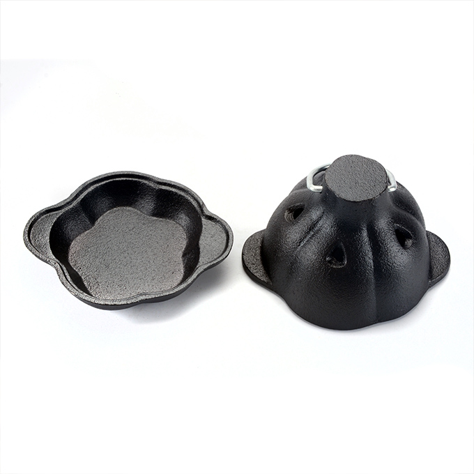 Cast Iron Garlic Roaster
