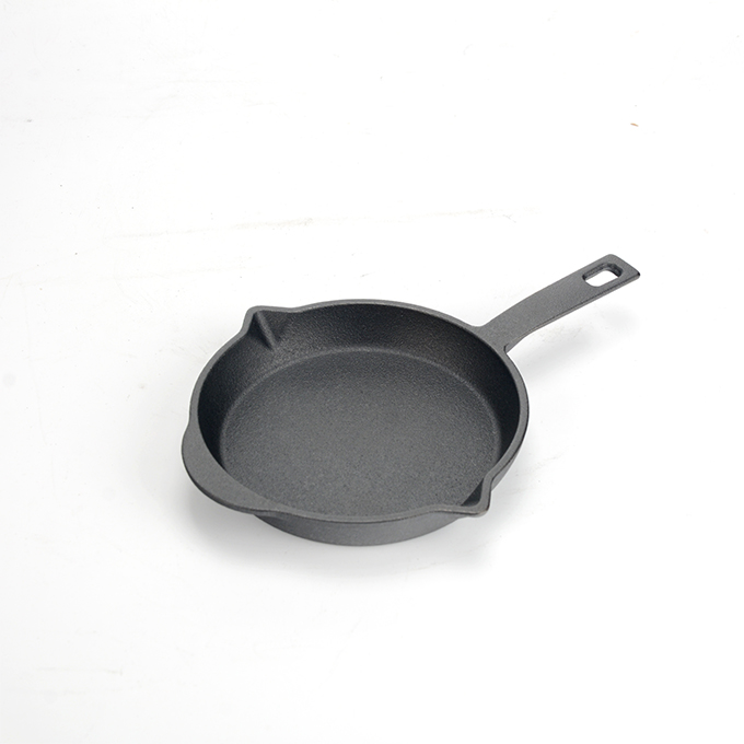 Mini Cast Iron Frying Pan with Dual Pour Spouts